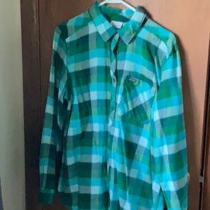 Women’s plaid shirt